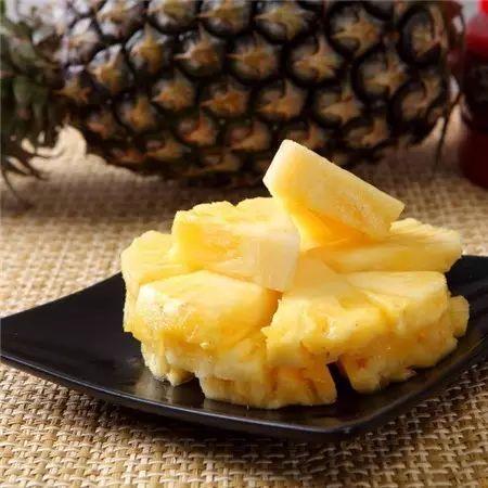 网红菠萝酱吃瓜视频,揭秘娱乐圈幕后真相